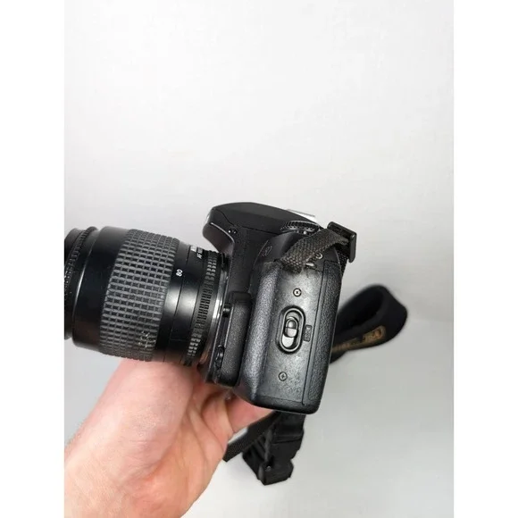 Nikon N80 35mm Film Camera AS-IS UNTESTED Body & Lens - Picture 6 of 13